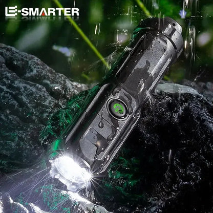 Lanterna Tática LED Recarregável com Zoom Telescópico, 4 Modos de Iluminação, Longo Alcance e à Prova d'Água para Camping e Pesca